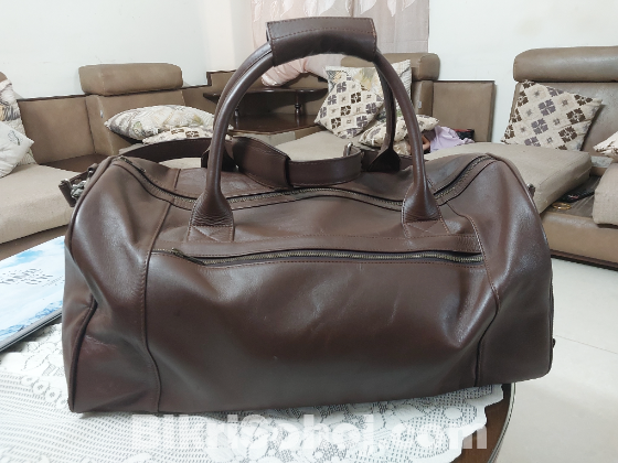 Armadia full leather travel bag